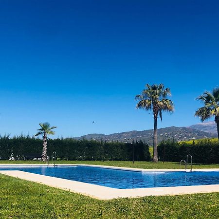 Casa Lozano Golf And Beach Caleta De Velez Exterior photo